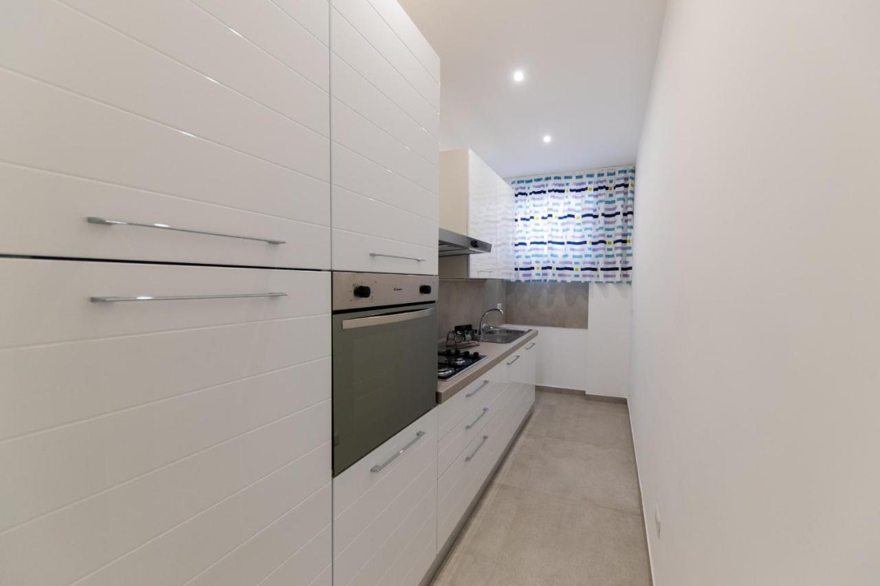Plume Apartment By Wonderful Italy Bari Dış mekan fotoğraf